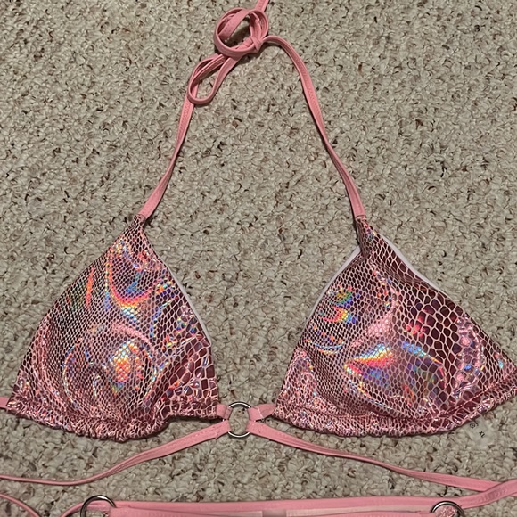 Triangle top bikini - Picture 2 of 9